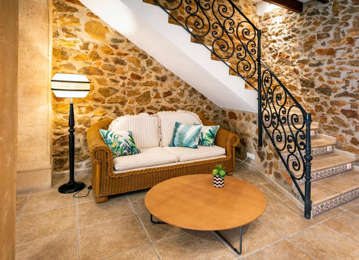 Hostal Tres Molins Jesus Pobre Exterior photo